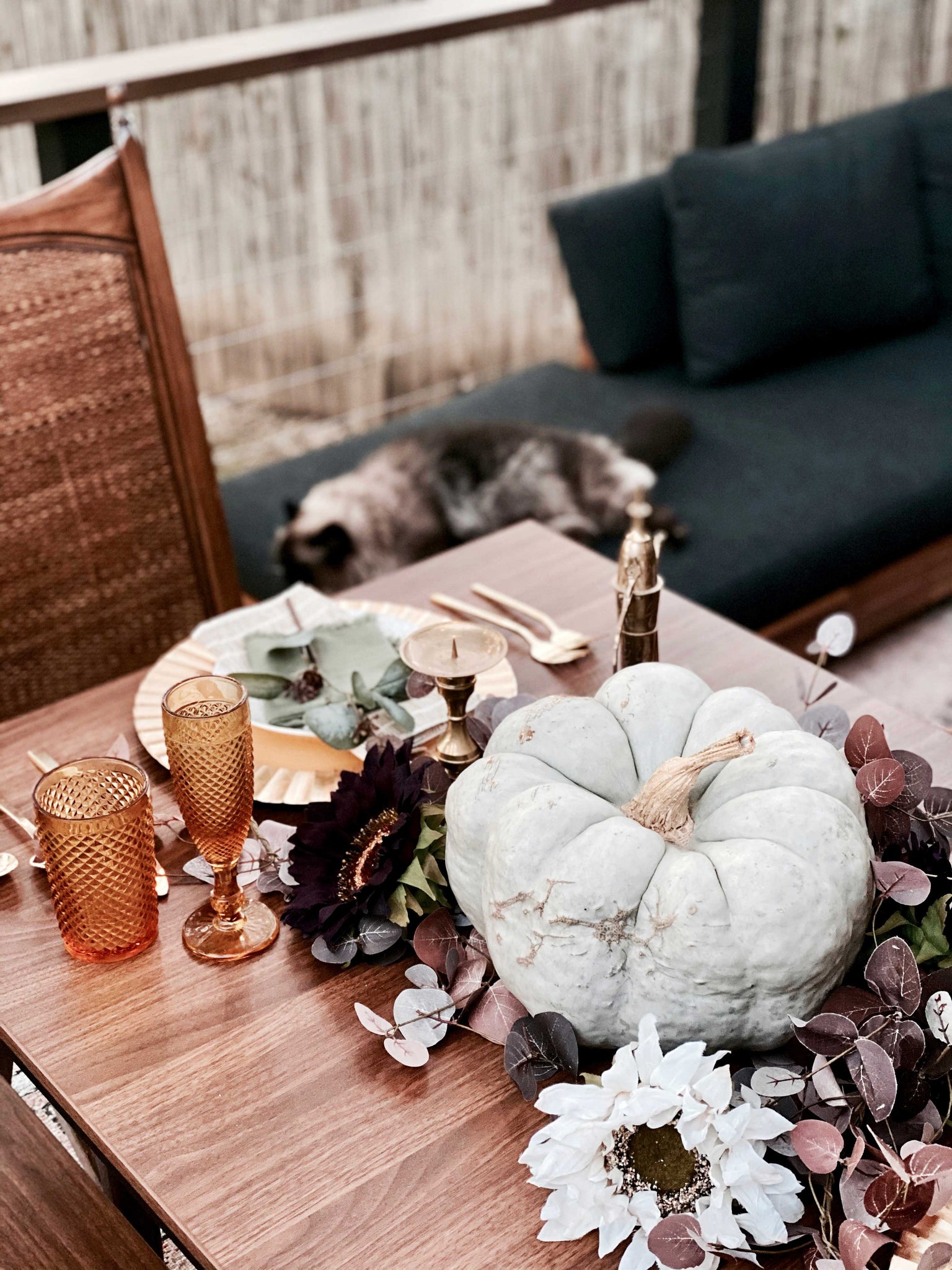 6 Thanksgiving Table Decor Tips for the Perfect Setting for You and the Kids