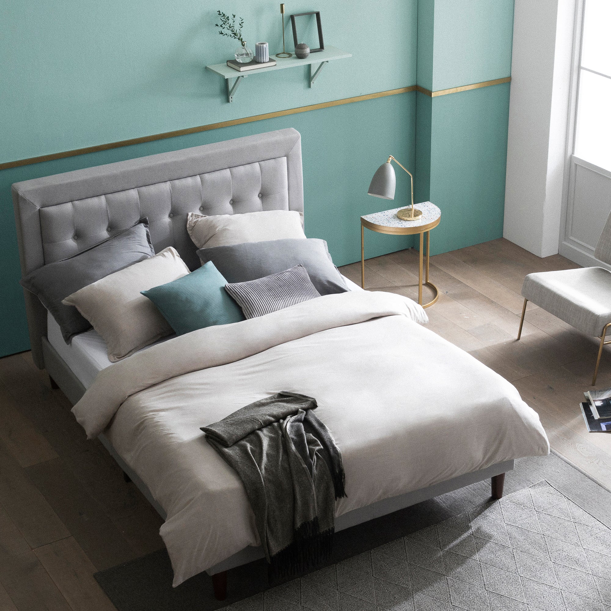 Zinus_Dachelle_Upholstered_Platform_Bed_Frame_grey_sand.jpg